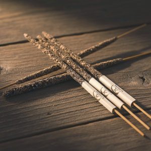 Pack 6 Varillas de Incienso Artesanal • Varios Aromas