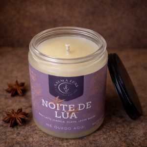 Vela Noite de Lúa- Chai Latte - Colección Raíces